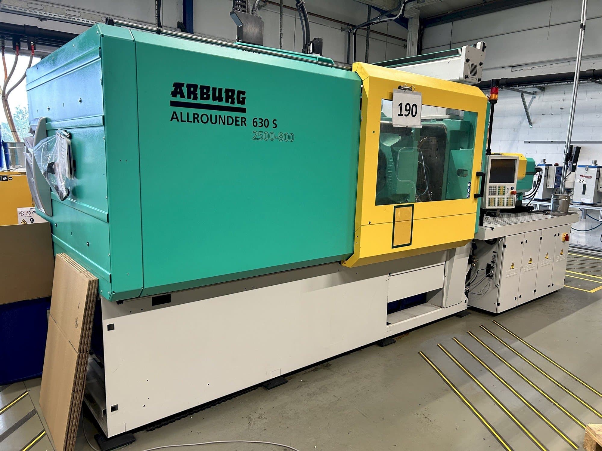 Front view of Arburg Allrounder 630S 2500-800 (2016) machine