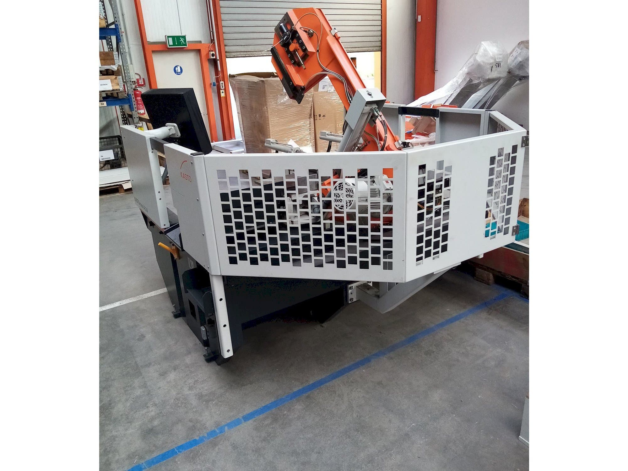 Front view of KASTO micut A 2.6 machine