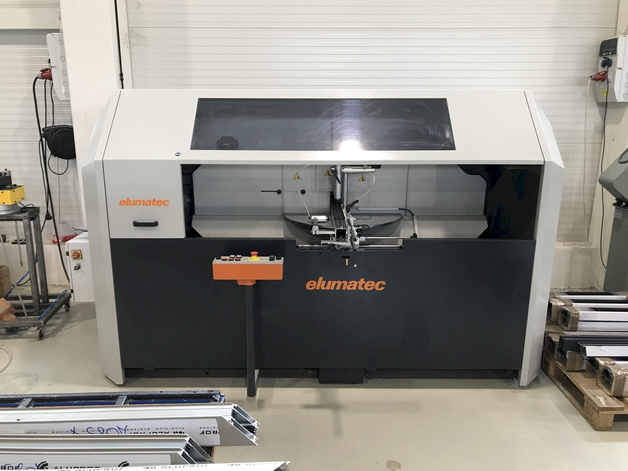 Front view of Elumatec AKS 134/64 machine