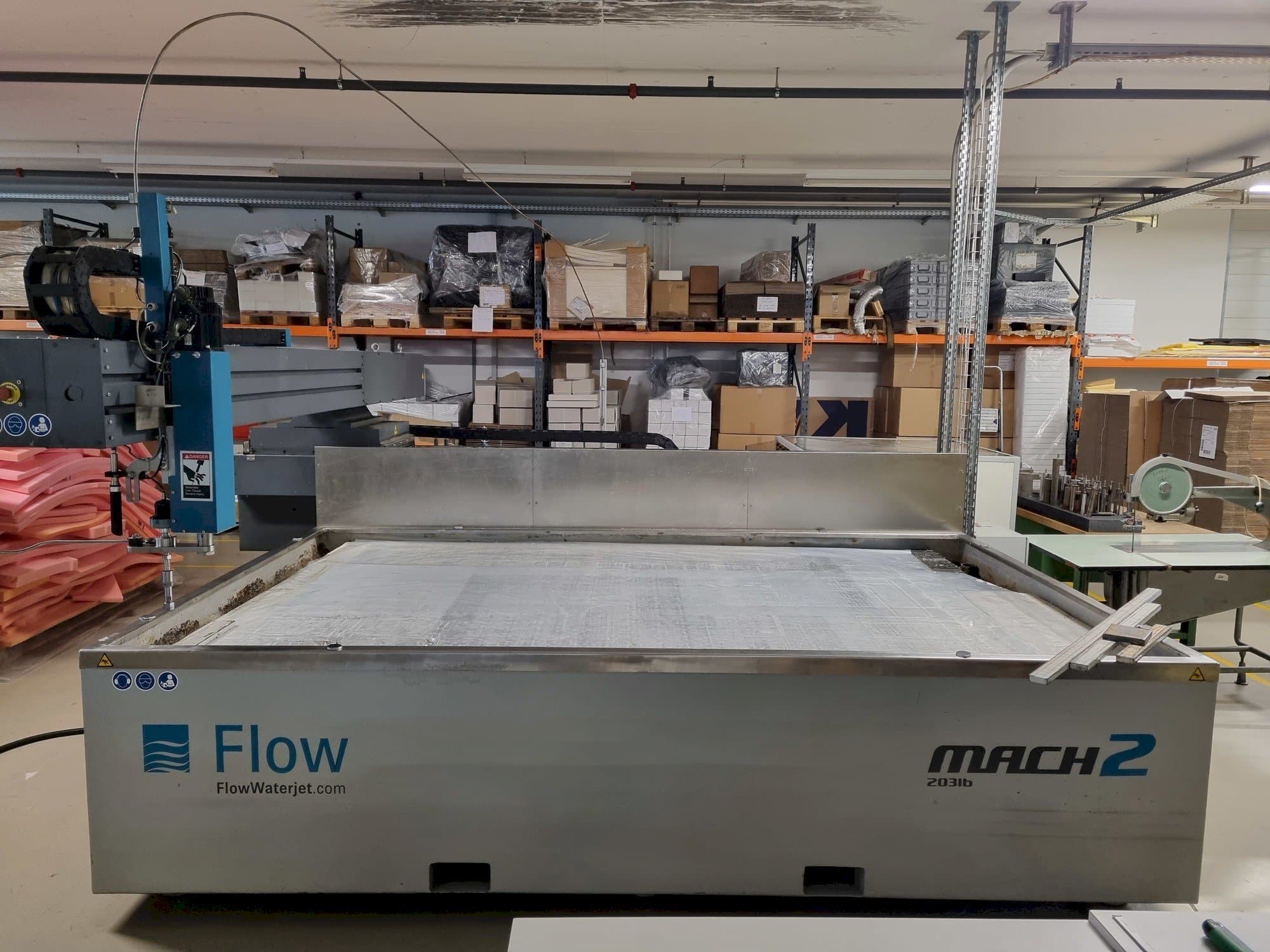Front view of Flow M2 3120 B machine