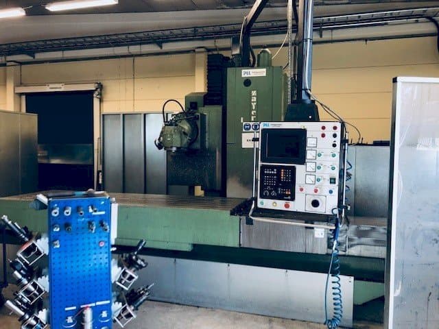 Front view of Zayer KF 3000 machine