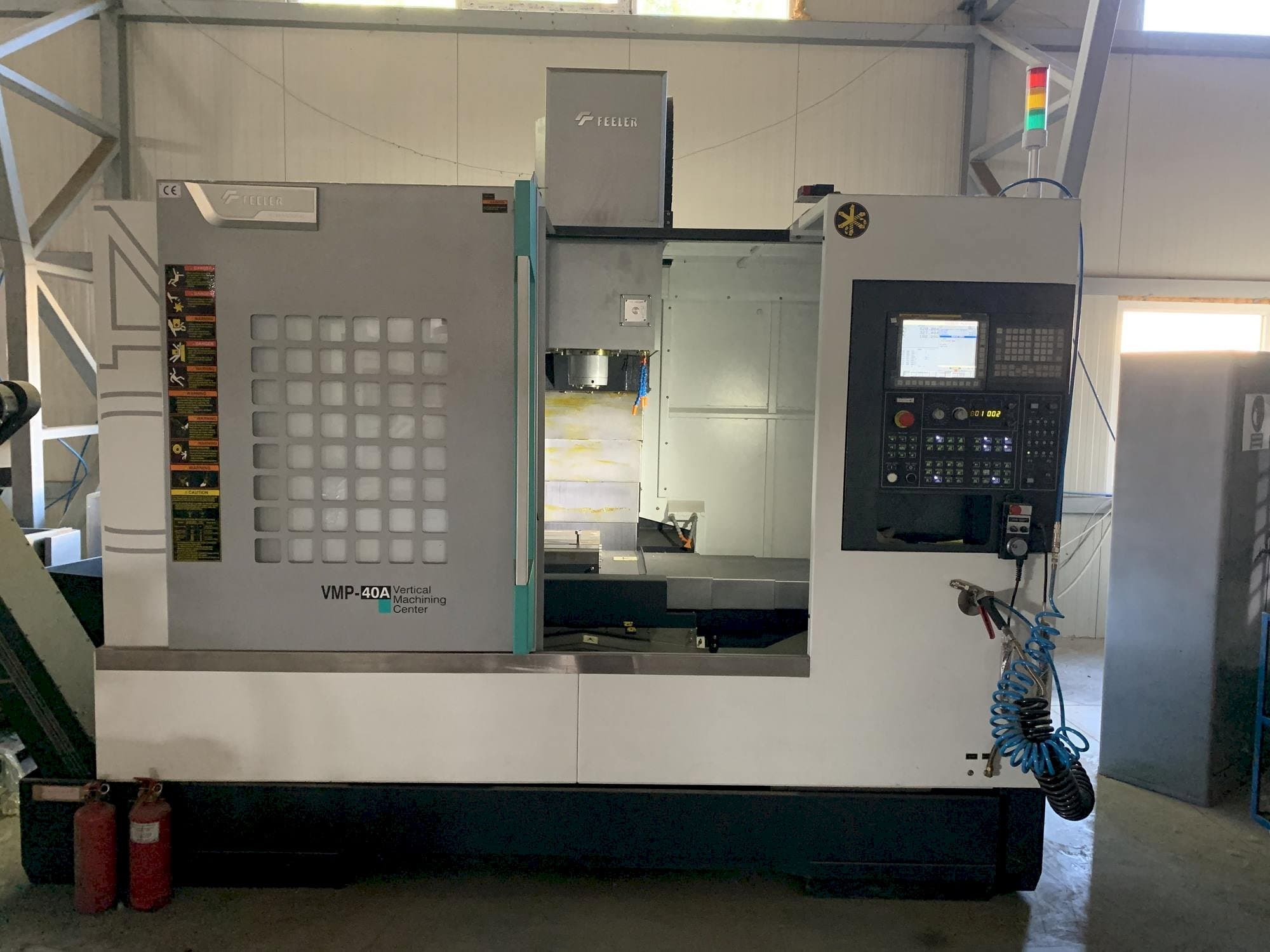 Front view of Feeler VMP 40 machine