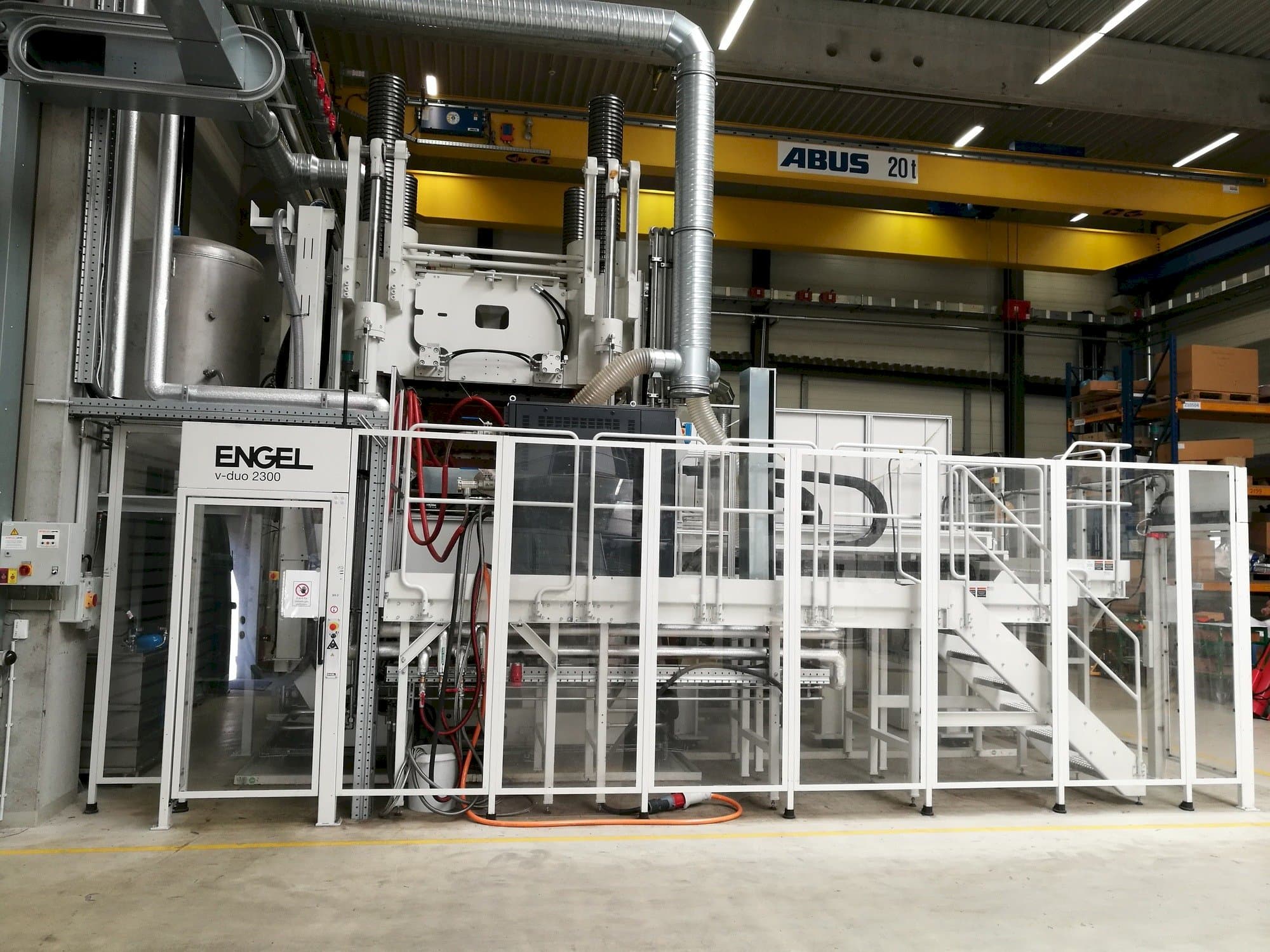 Front view of ENGEL V-Duo 2300 machine