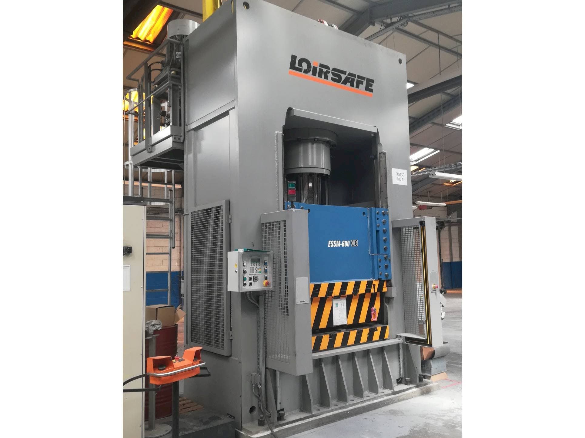 Front view of LOIRSAFE ESSM -600/15-13,5/12-8  machine
