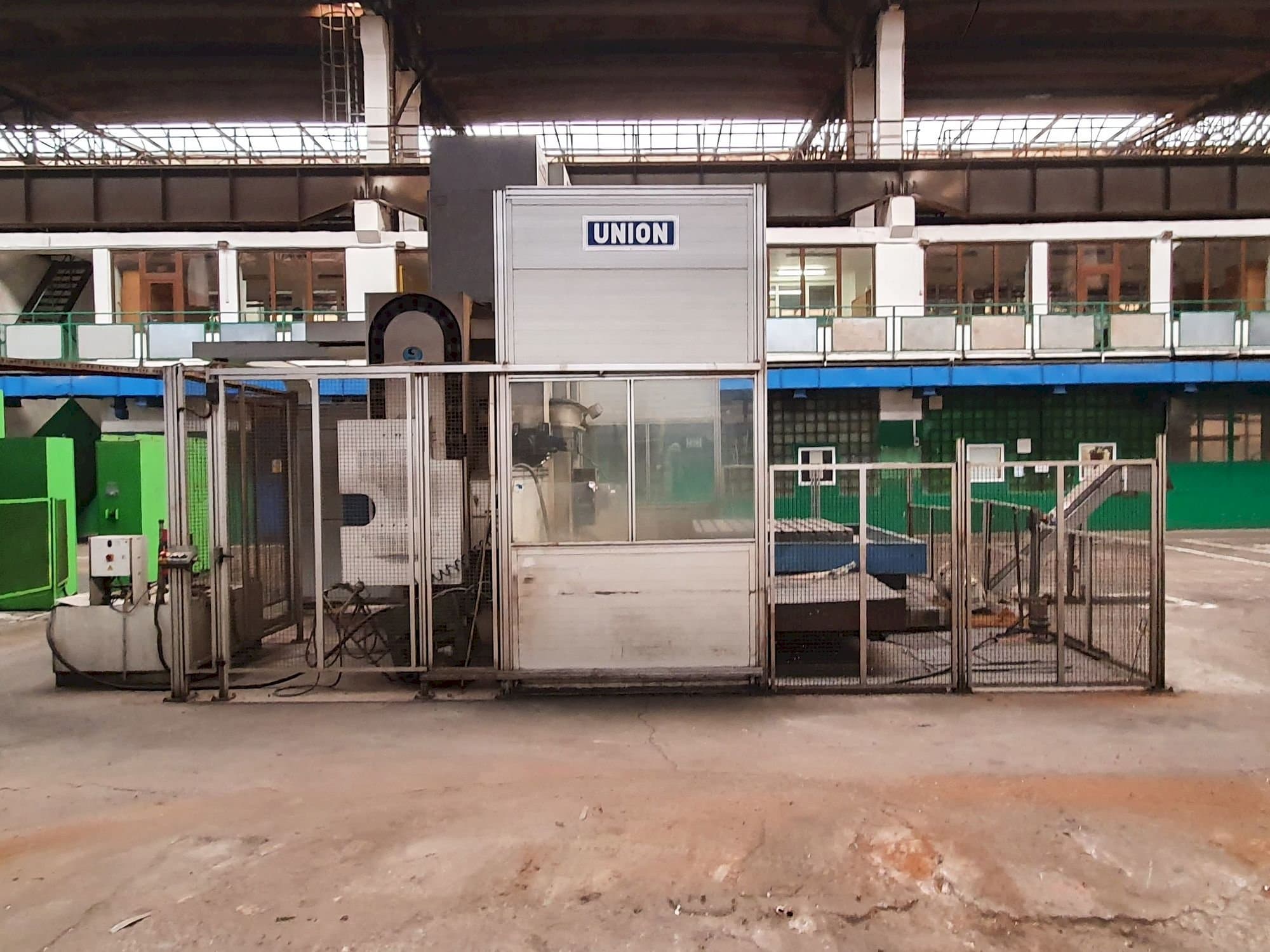 Front view of Union TC130/1 -iTNC530 machine