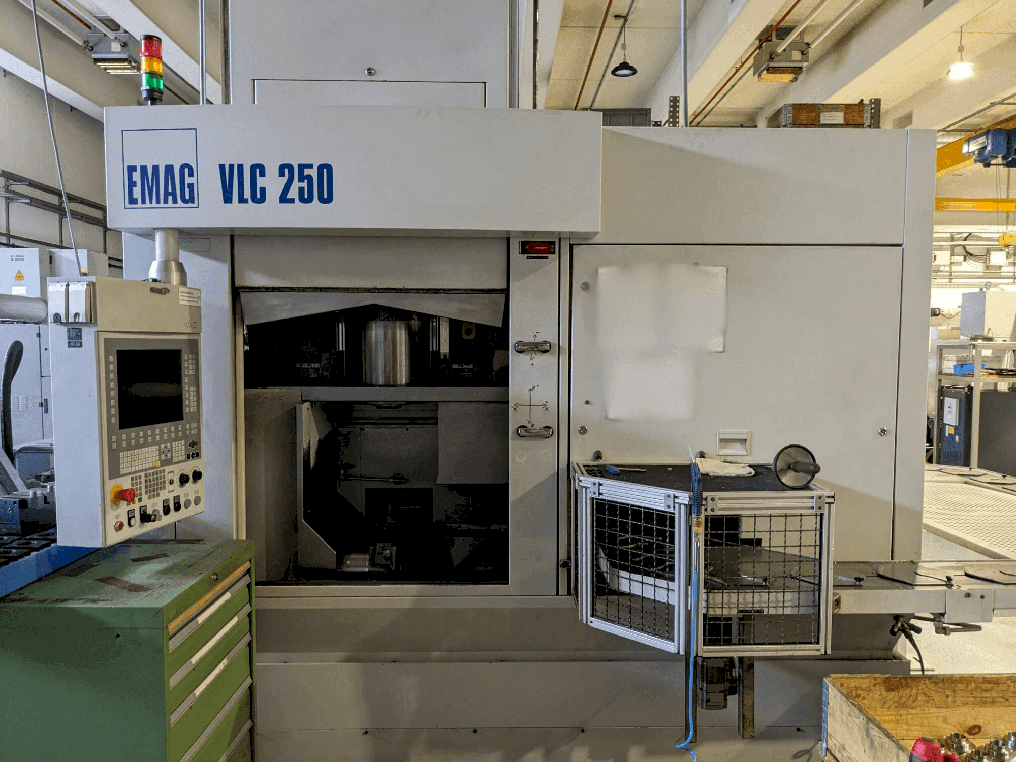 Front view of EMAG VLC 250  machine