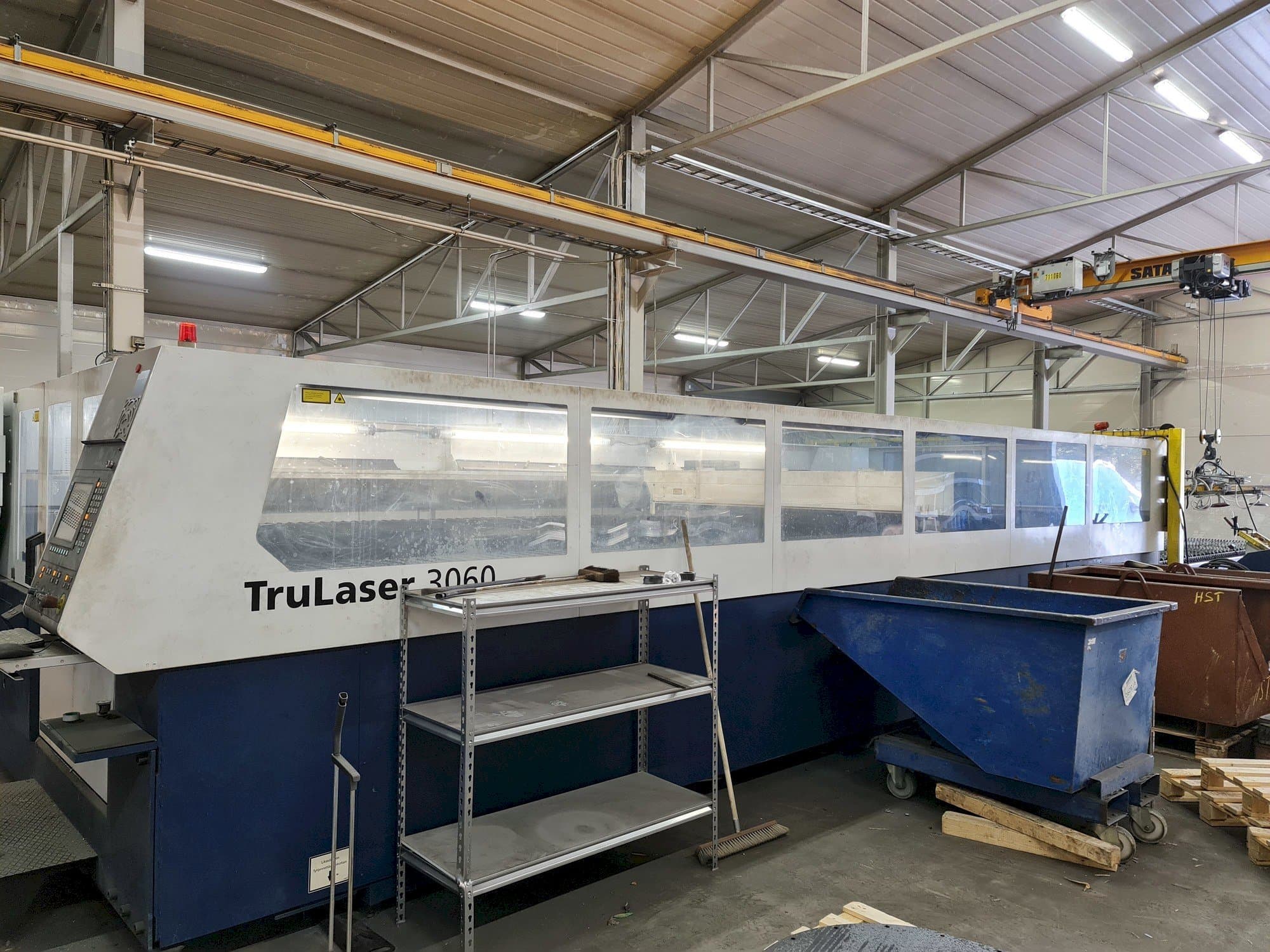 Side view of Trumpf TruLaser 3060  machine