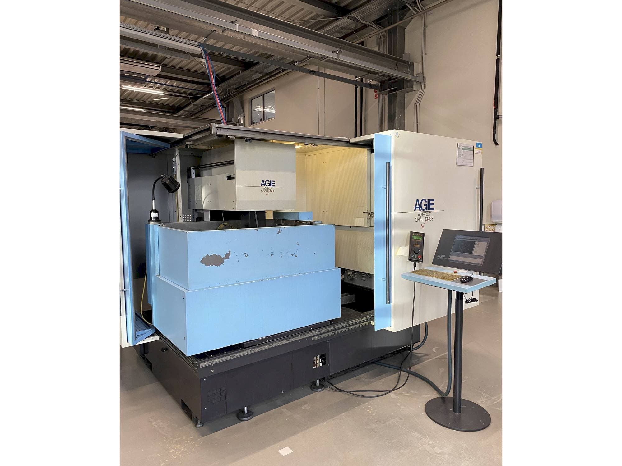 Front view of AGIE AGIECUT VERTEX 3 machine