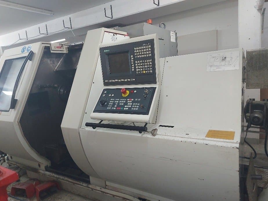 Front view of Gildemeister MF Twin 65 machine