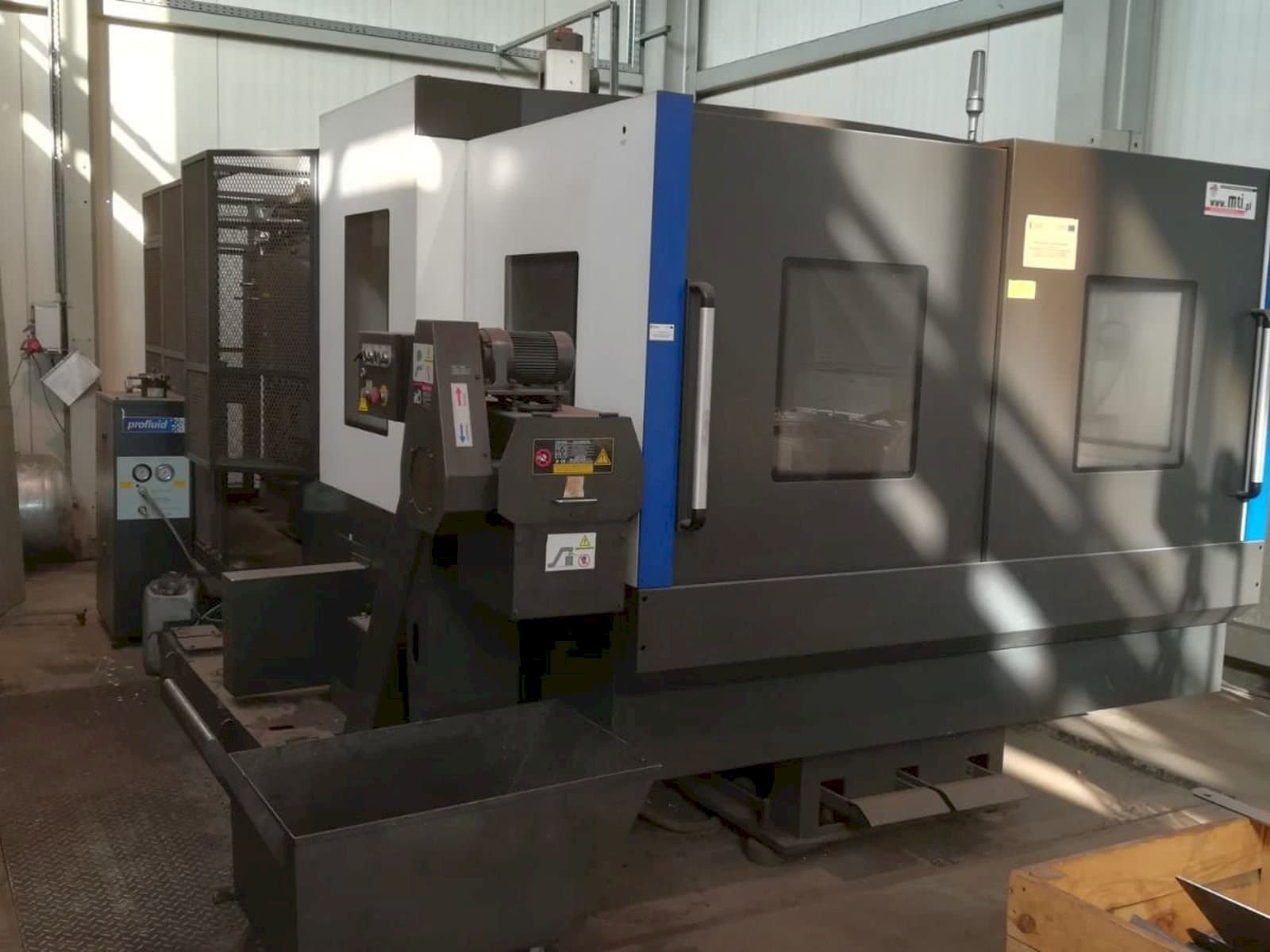 Front view of Hyundai Wia KH63G machine