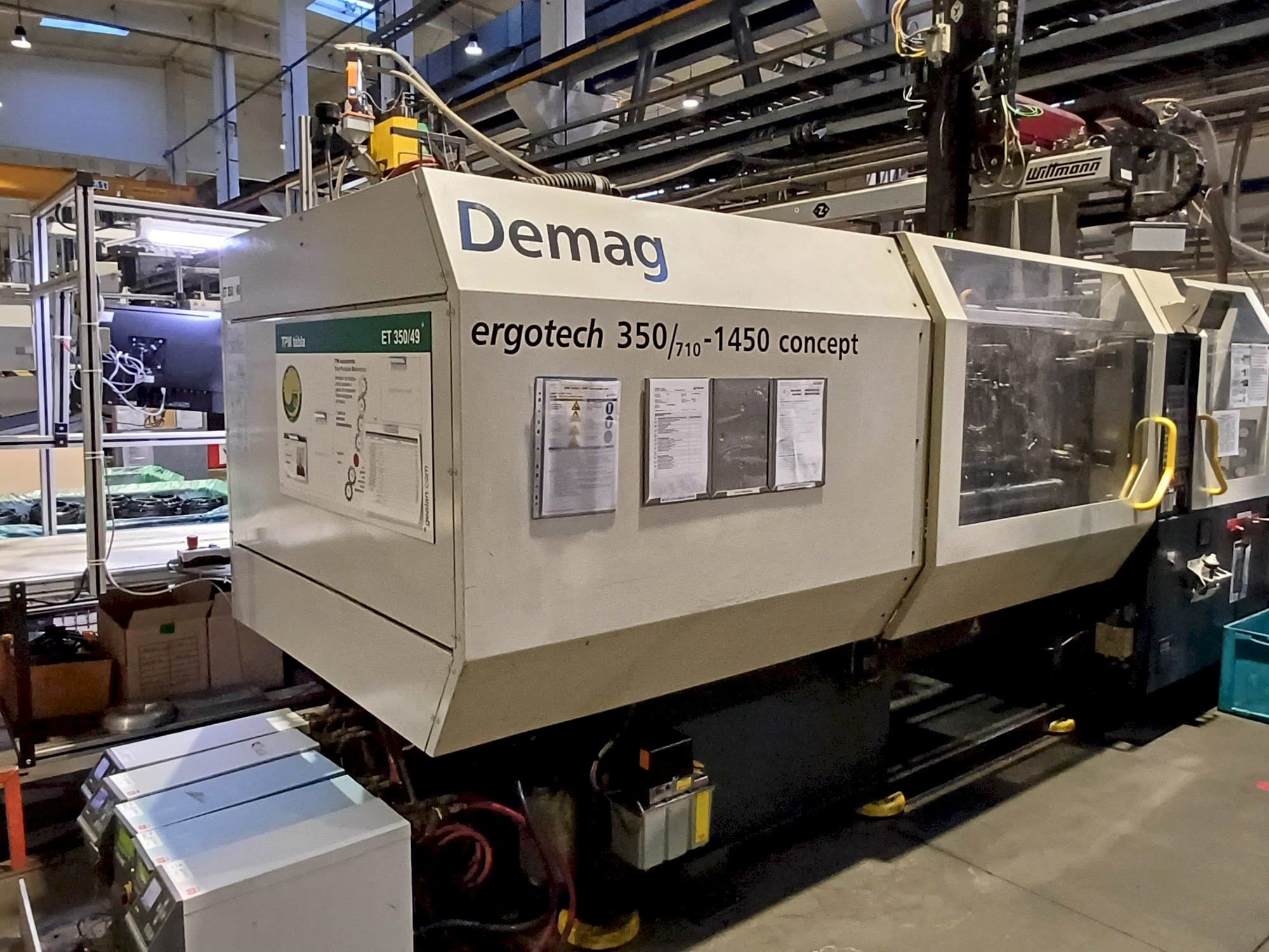 Front view of SUMITOMO SHI DEMAG Ergotech 350 Concept machine