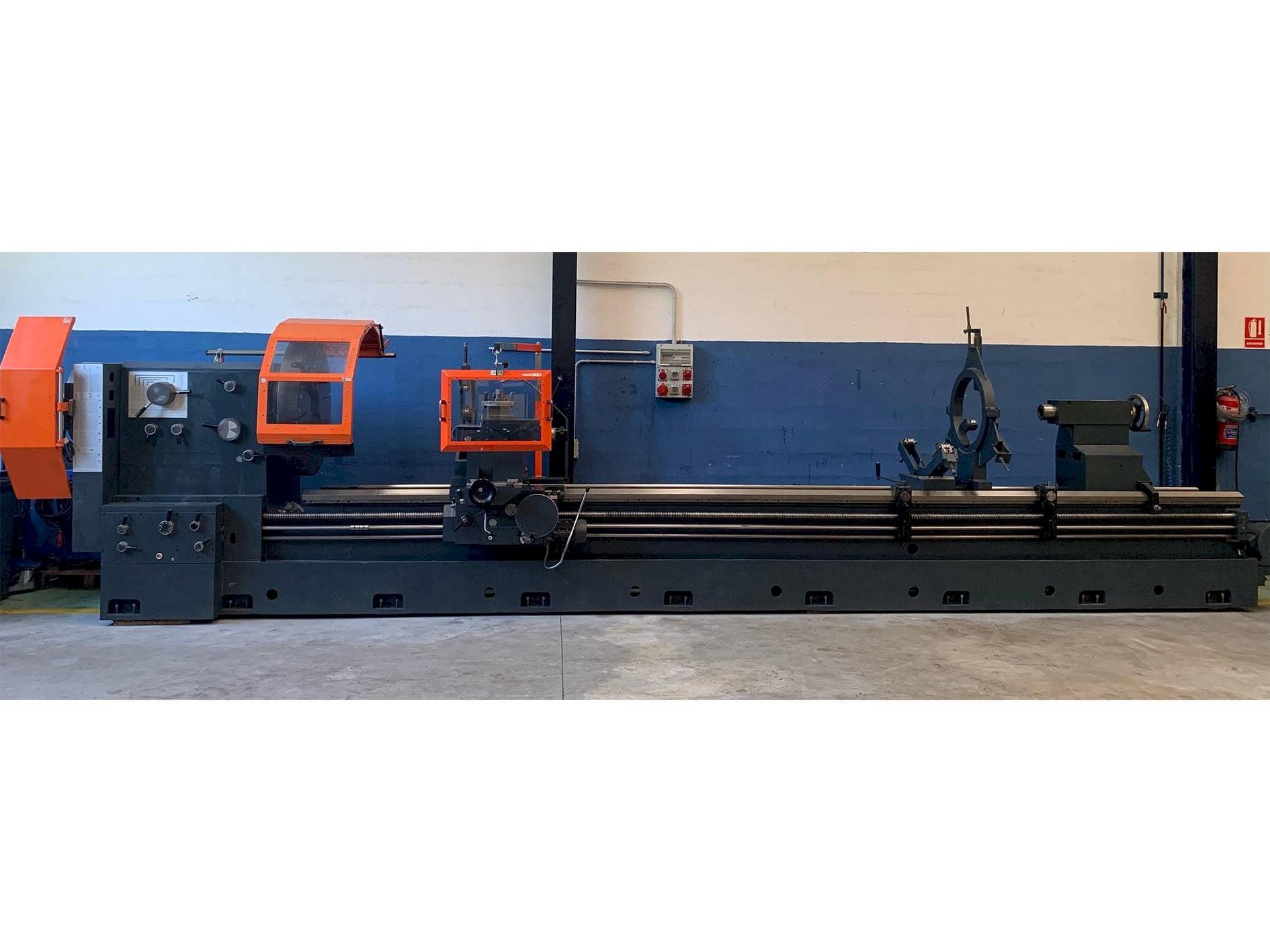 Front view of Gurutzpe Super AT 600x6000 machine