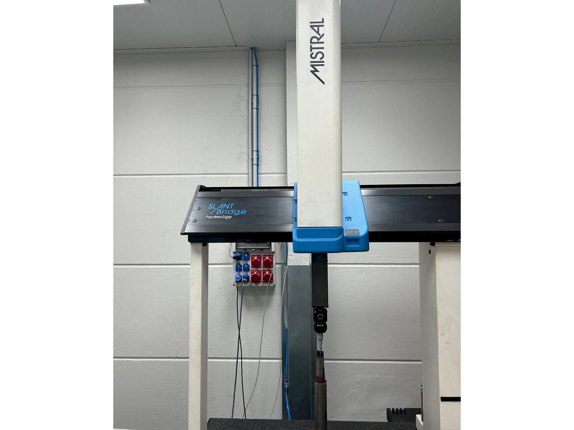 Front view of DEA Mistrall machine