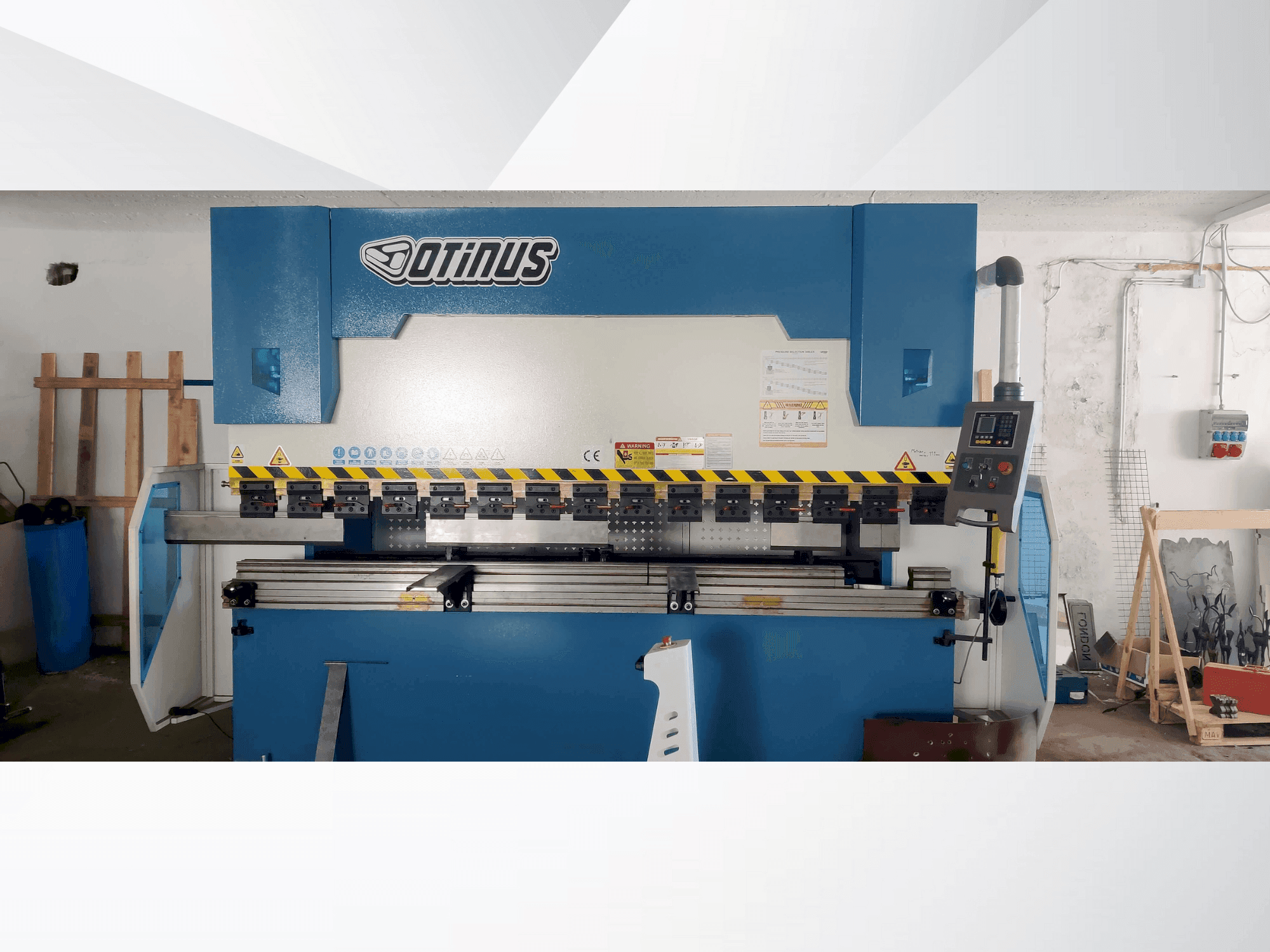 Front view of OTINUS 2312N machine