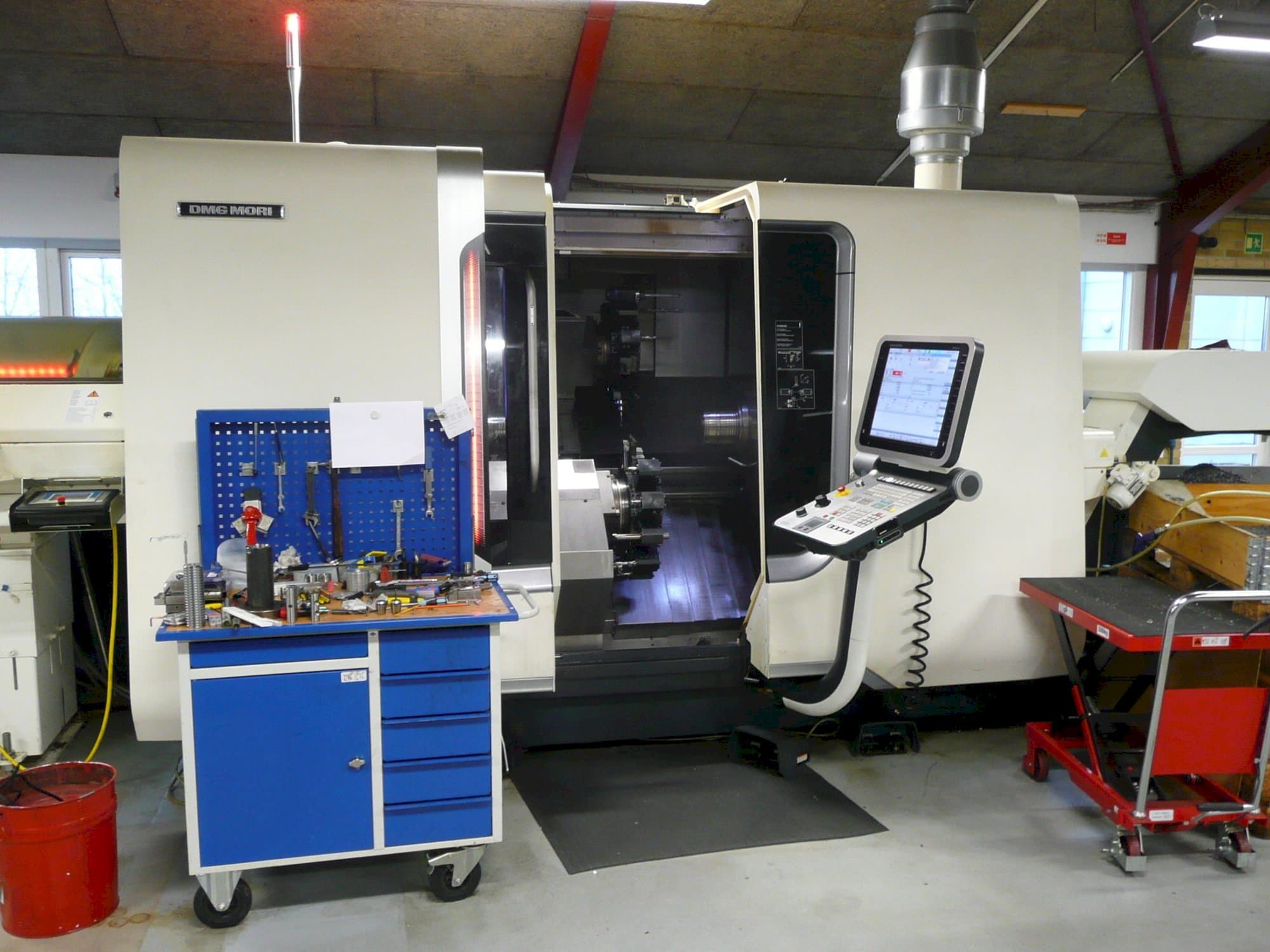 Front view of DMG MORI CTX beta 800 A4  machine