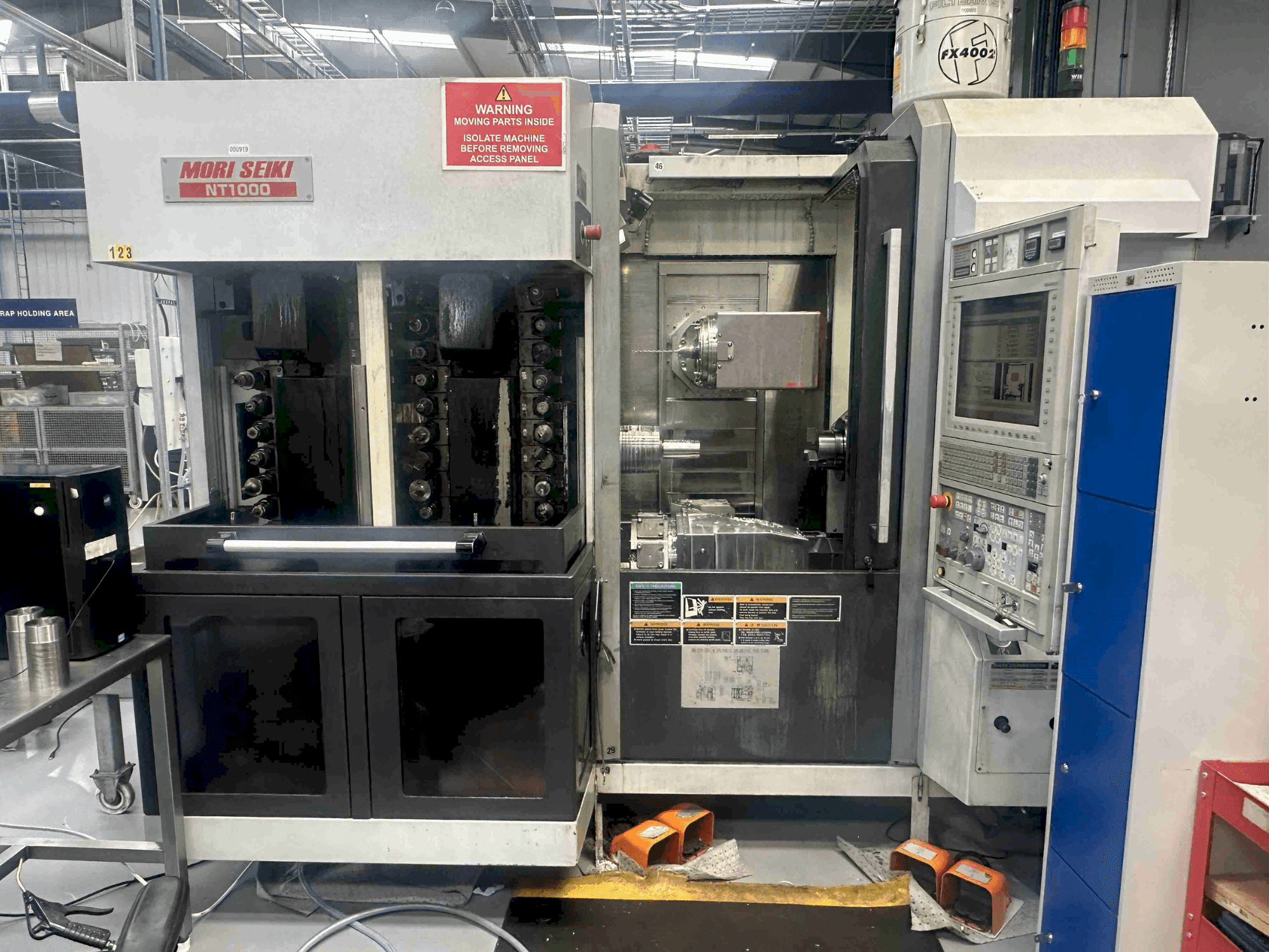 Front view of MORI SEIKI NT1000SZM machine