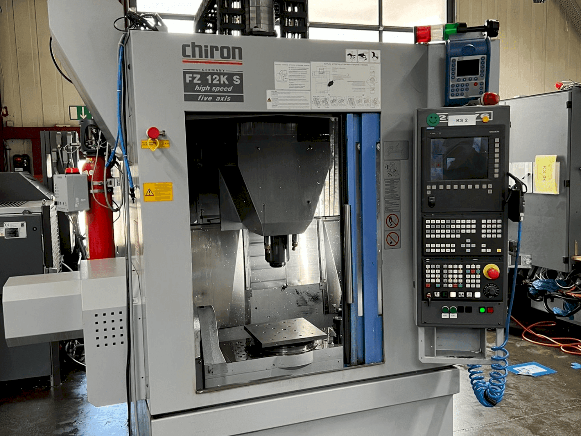 Front view of CHIRON FZ12 KS machine