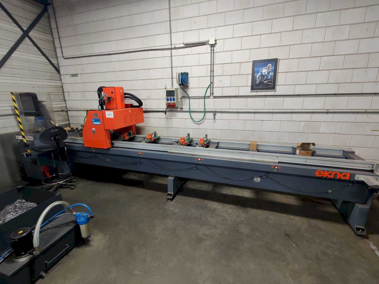 Front view of Tekna TK426-1 machine