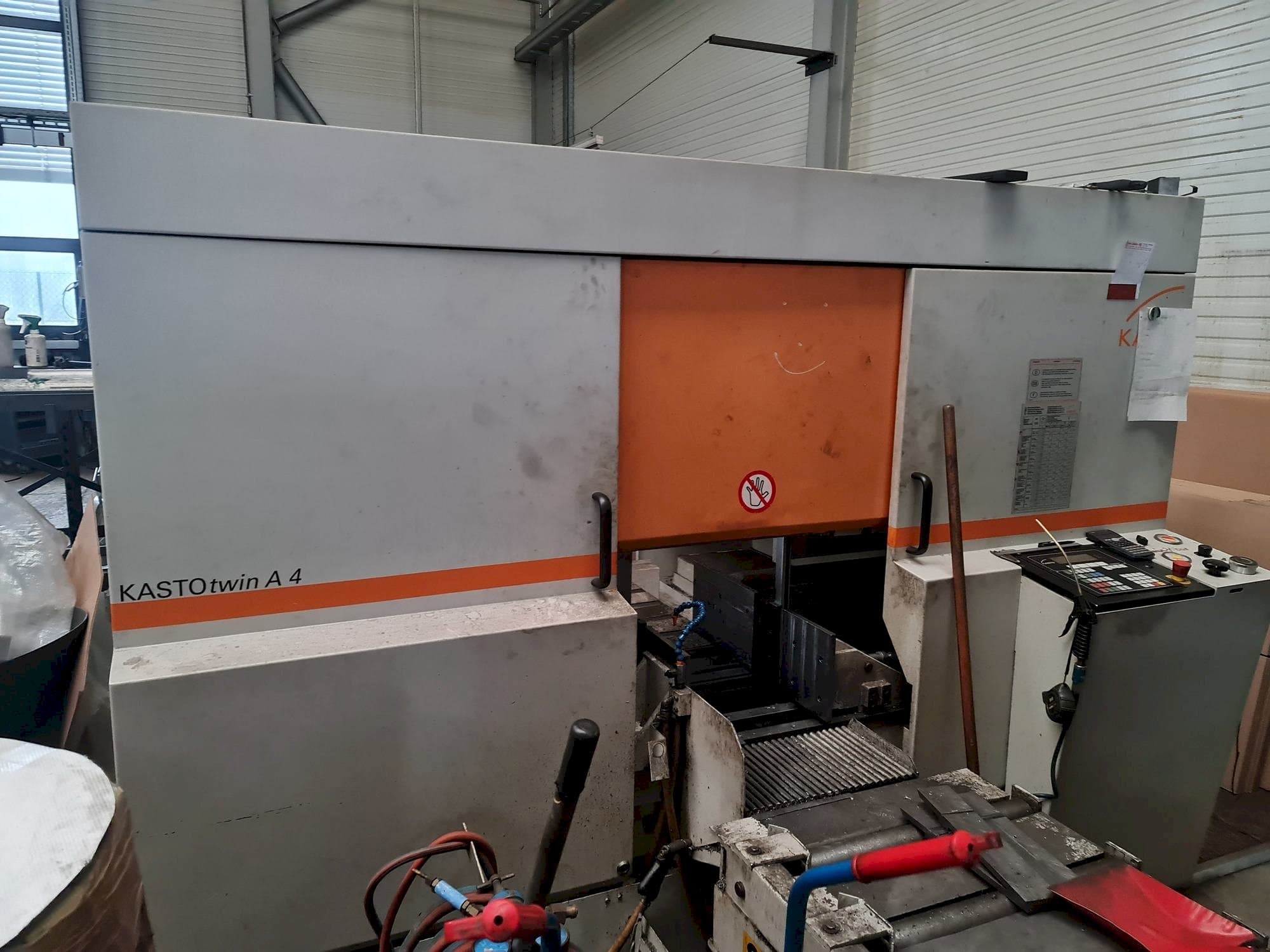 Front view of KASTO twin A4 machine