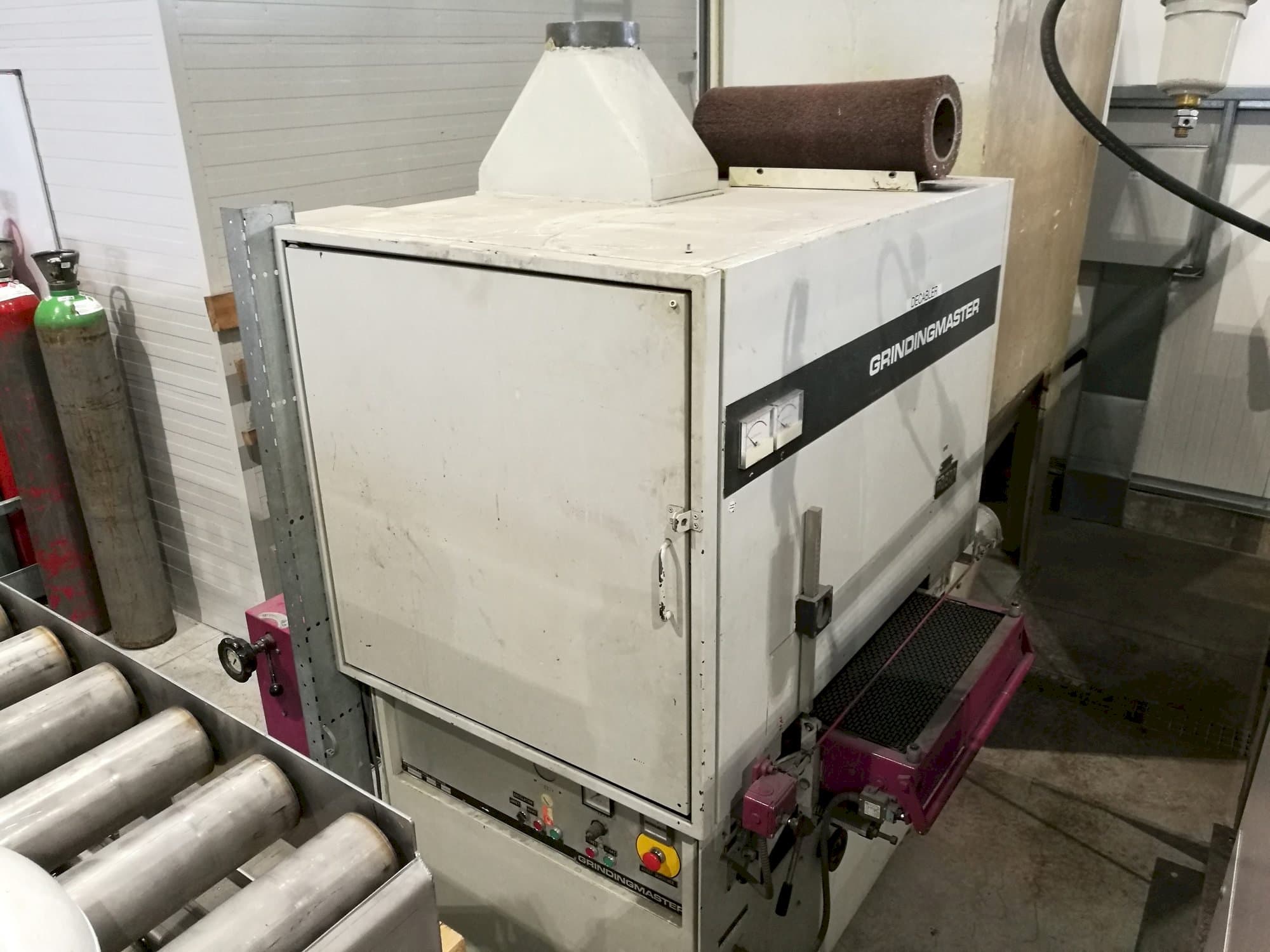 Left view of GRINDINGMASTER MCSB2-600  machine