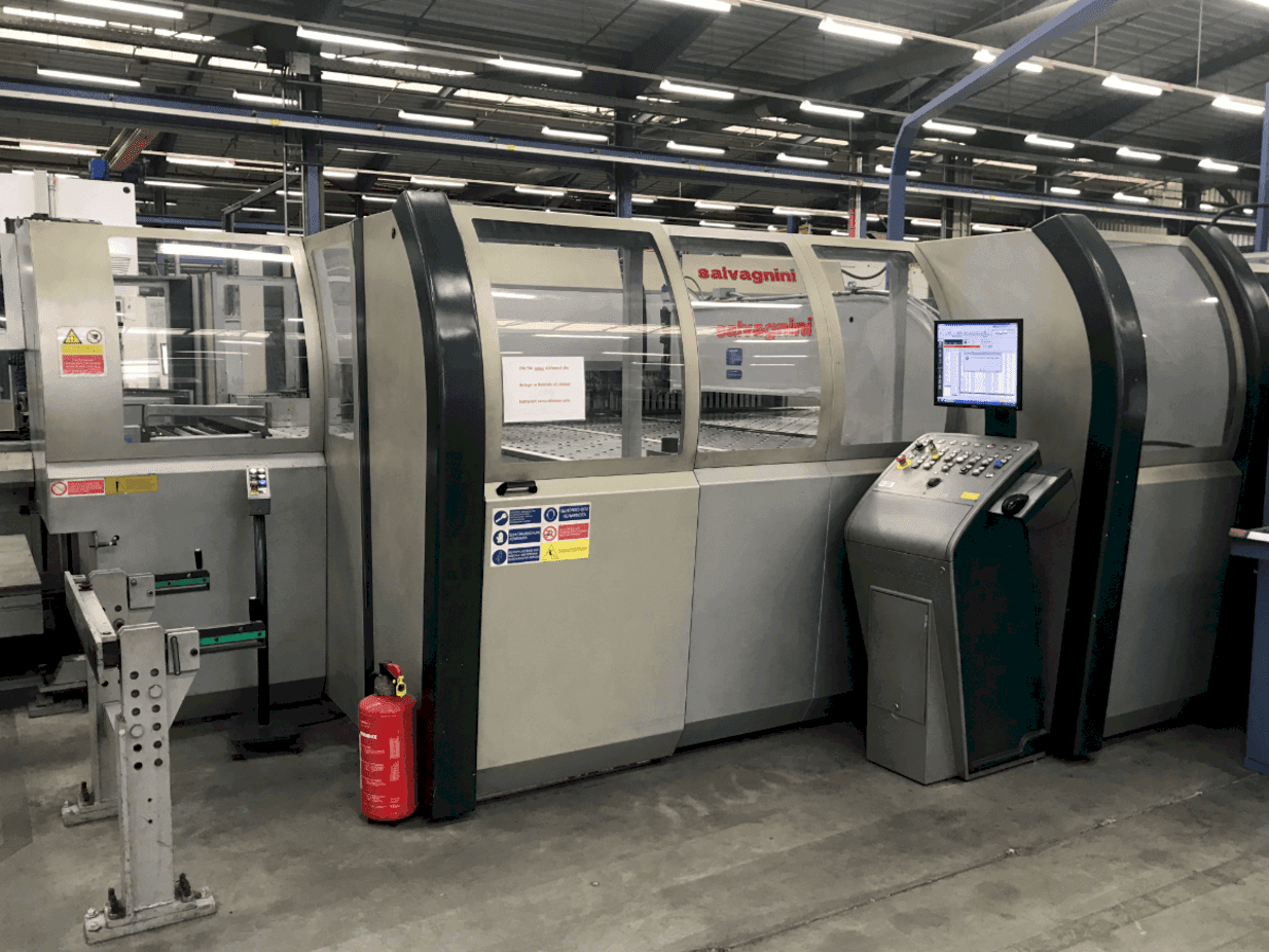 Front view of Salvagnini S4S-40 / P4-3216 machine