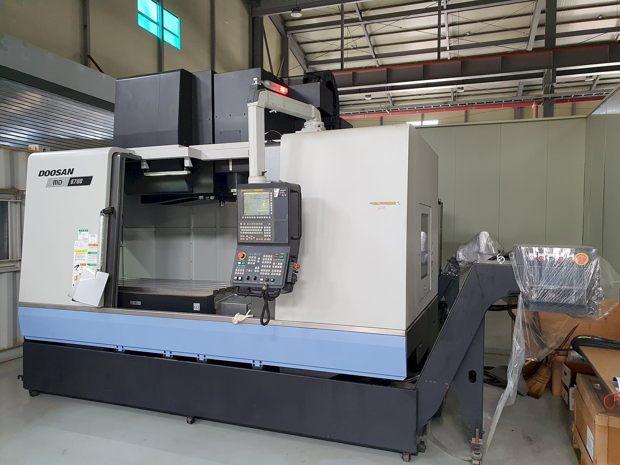 Front view of Doosan MD6700 machine