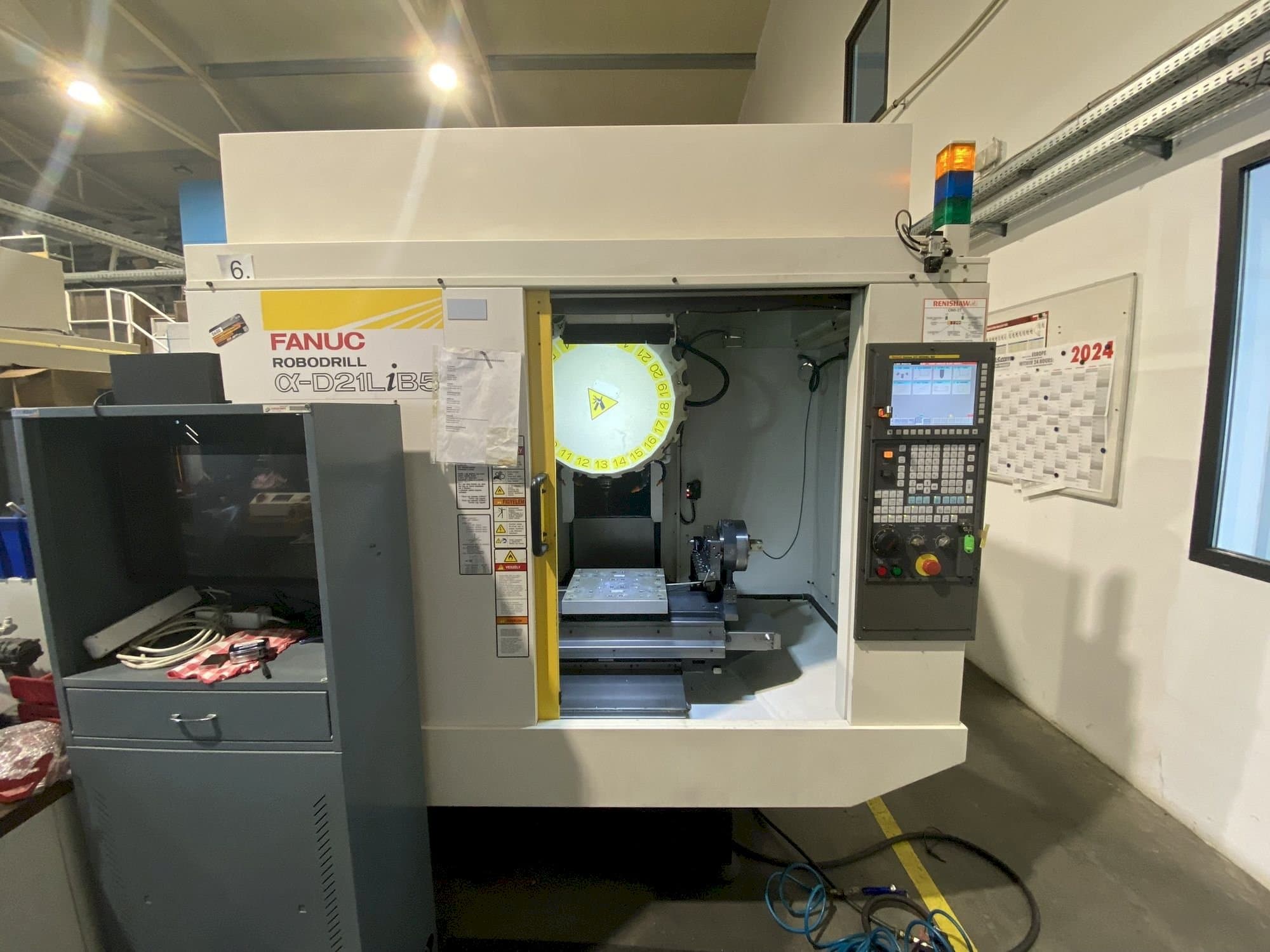 Front view of FANUC Robodrill Alpha D21LiA5 machine