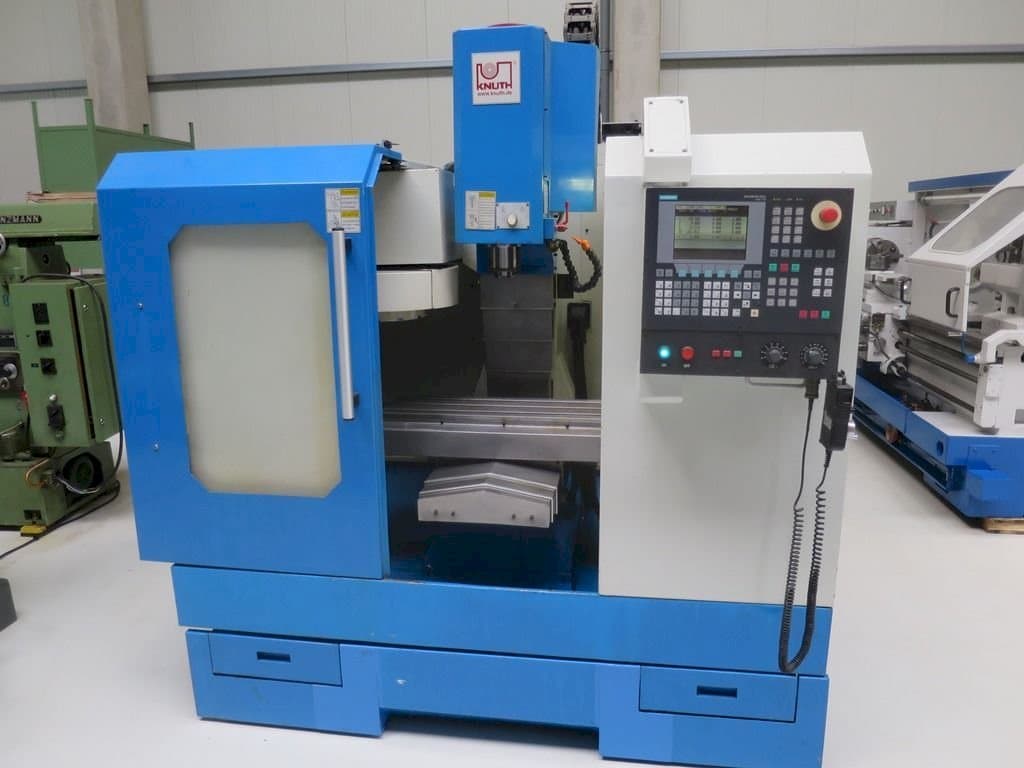 Front view of KNUTH EcoMill 350 machine