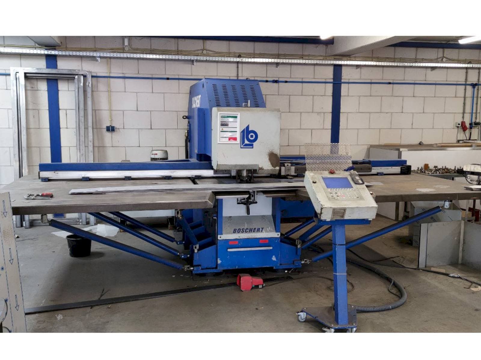 Front view of Boschert EL 1000 CNC Z machine