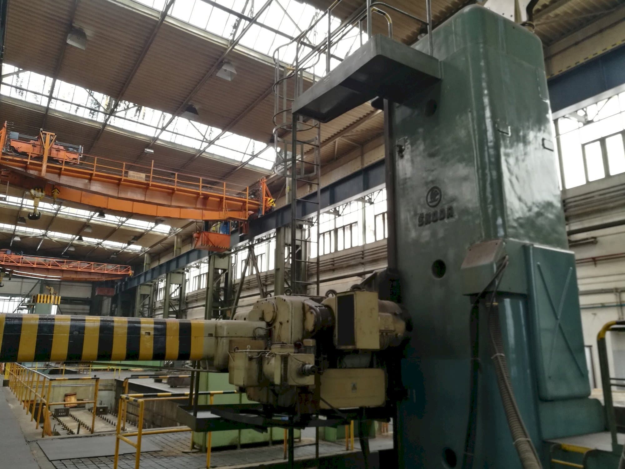 Front view of SKODA WDA 200  machine