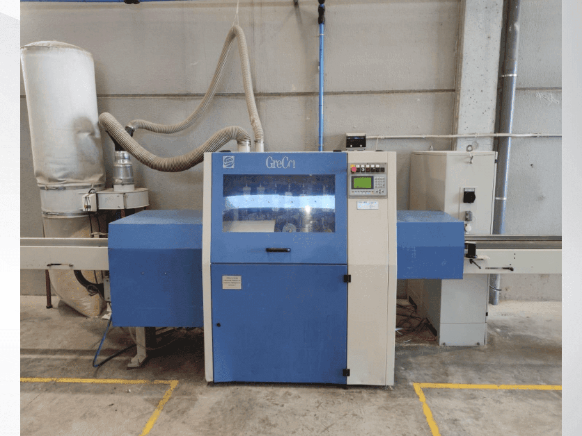 Front view of Grecon Dimter OptiCut 204 R machine