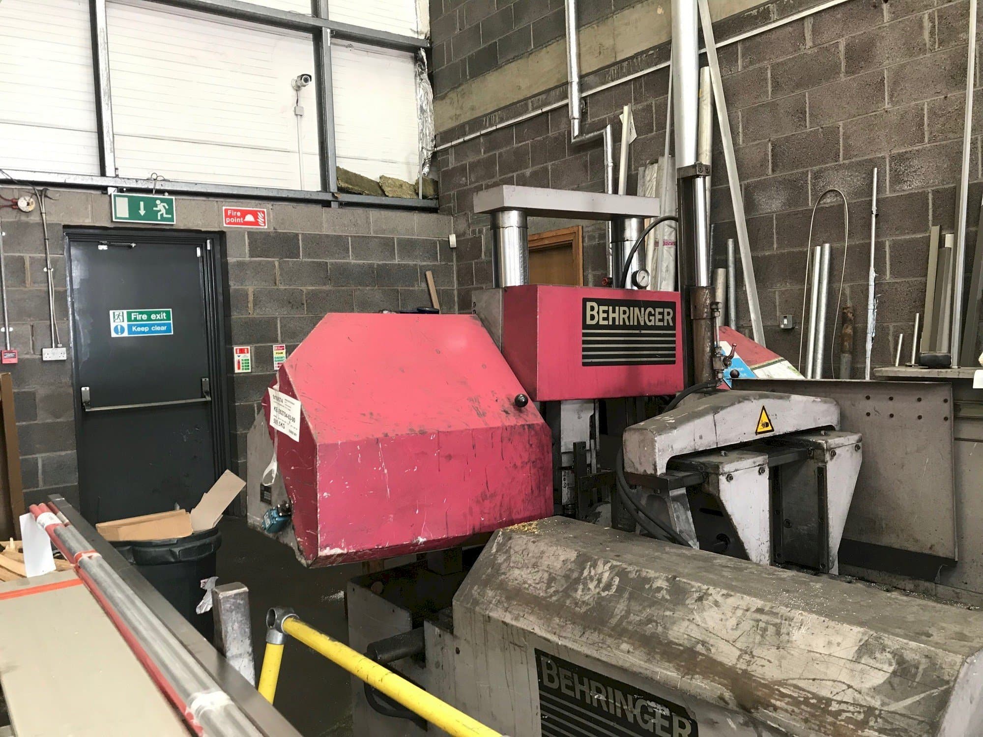 Front view of Behringer HBP303A machine