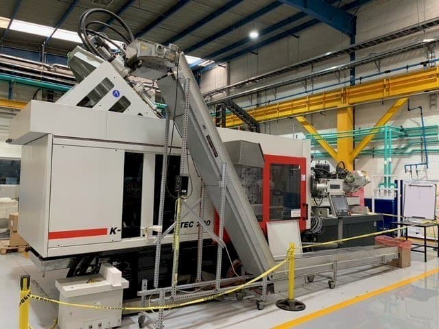 Front view of Ferromatik K-TEC 200-1000/2F machine