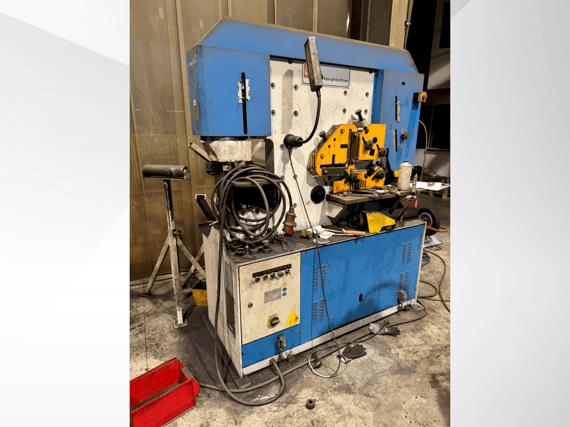 Front view of KNUTH HPS 80/1500  machine