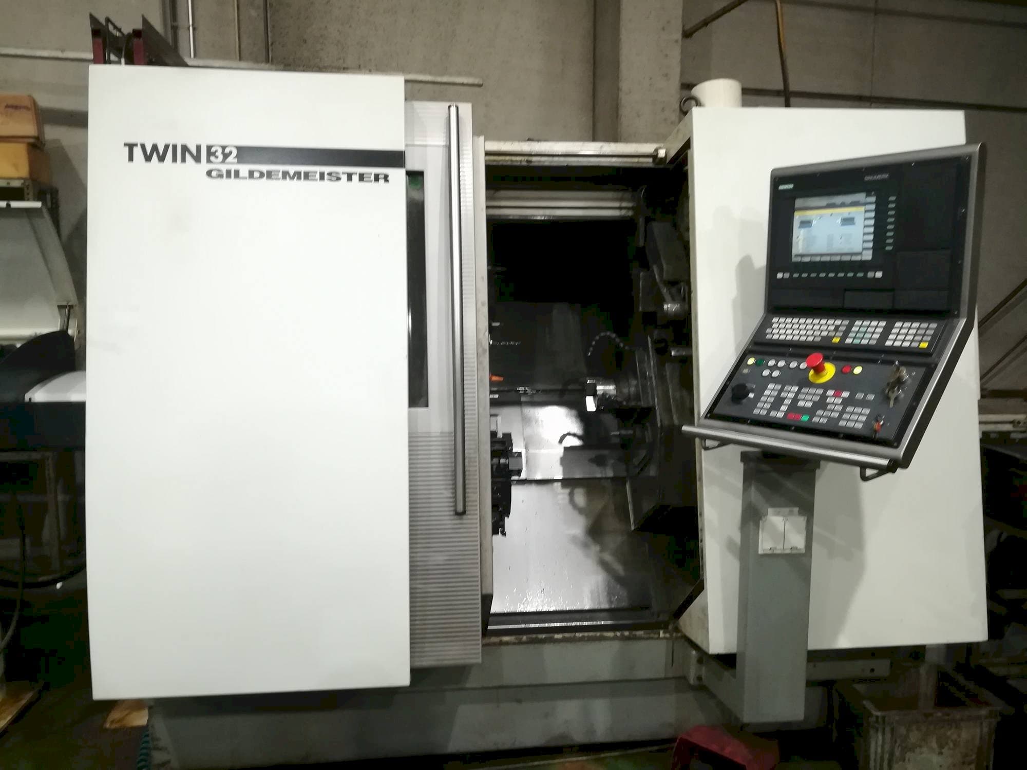 Front view of Gildemeister Twin 32 machine
