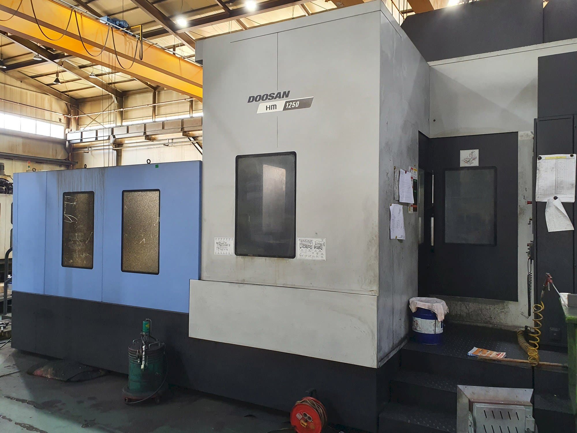 Front view of Doosan HM 1250 machine