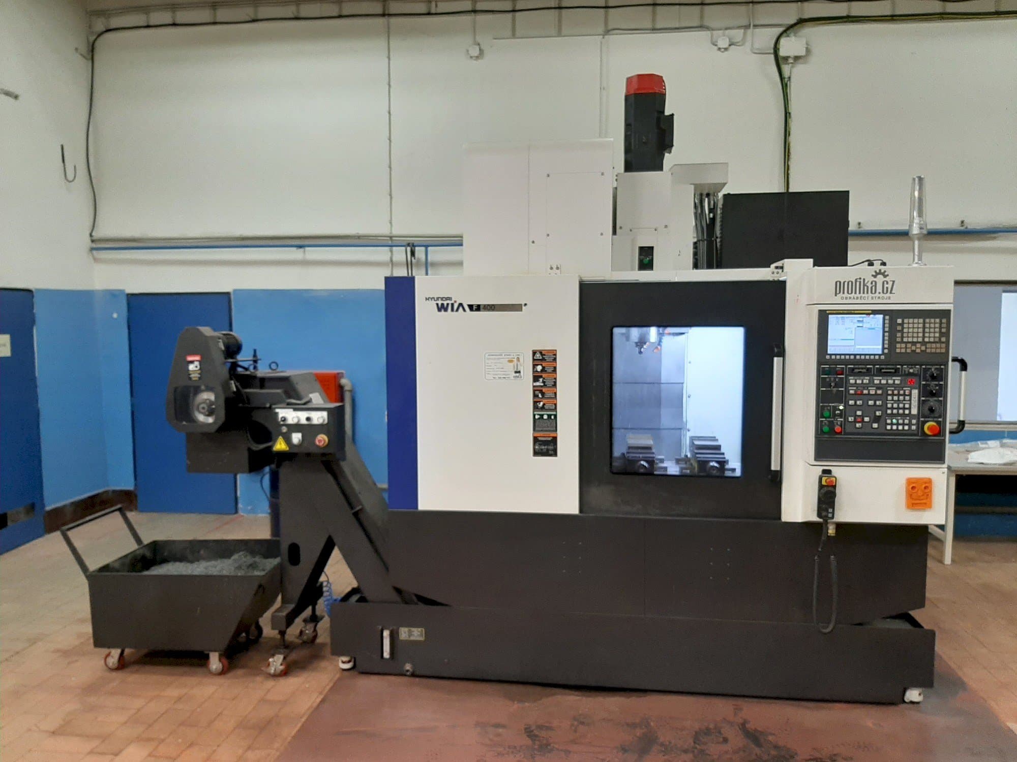 Front view of Hyundai Wia F400 machine