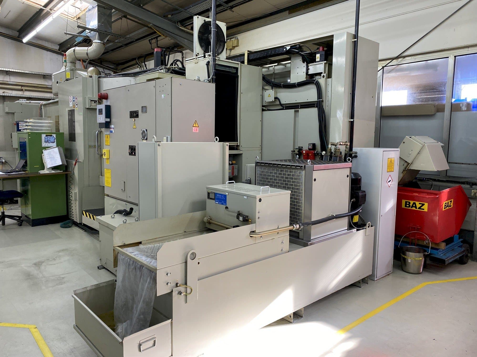 Front view of Mitsui Seiki HU50A machine