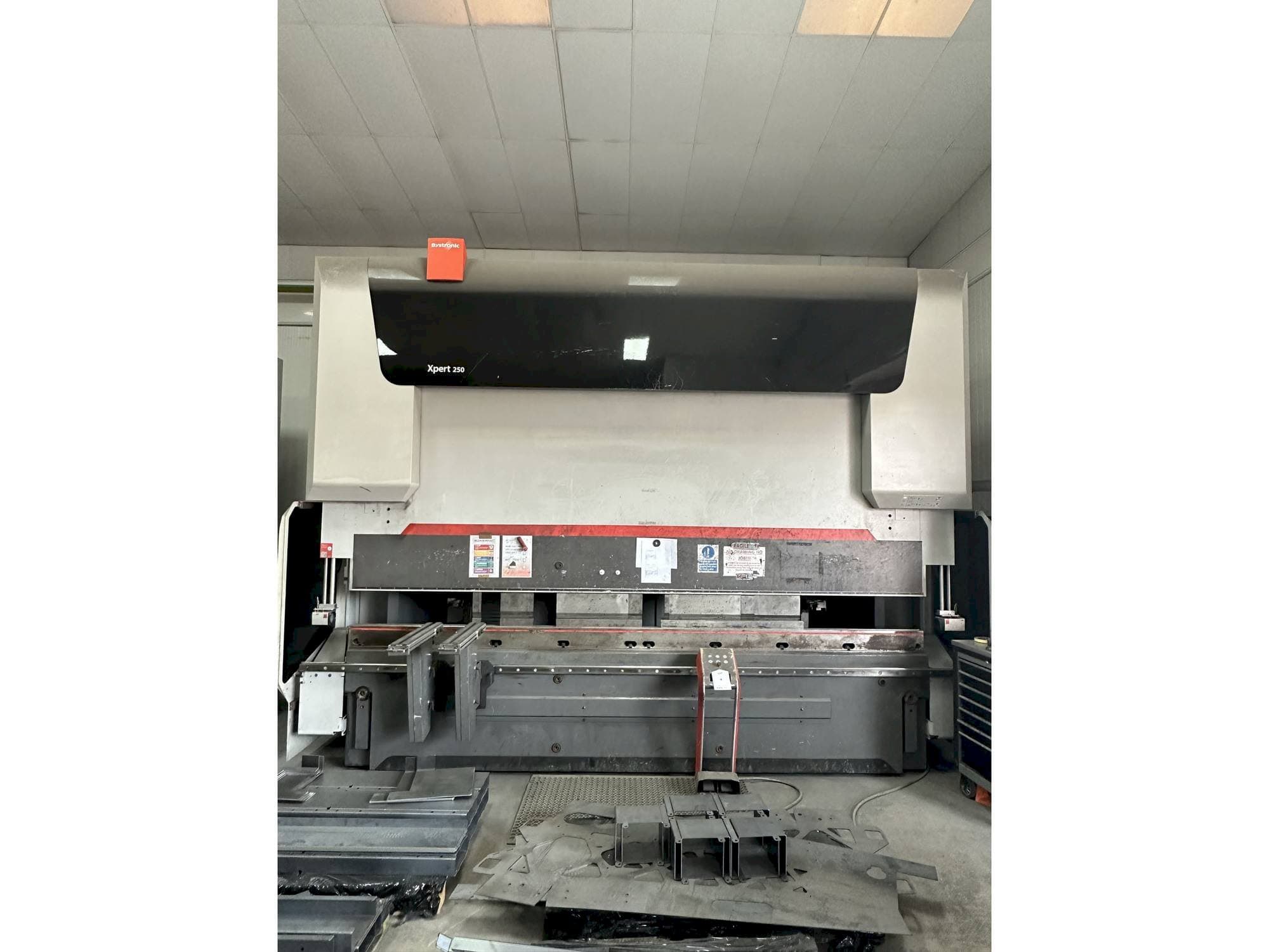 Front view of Bystronic Xpert 250/4100  machine