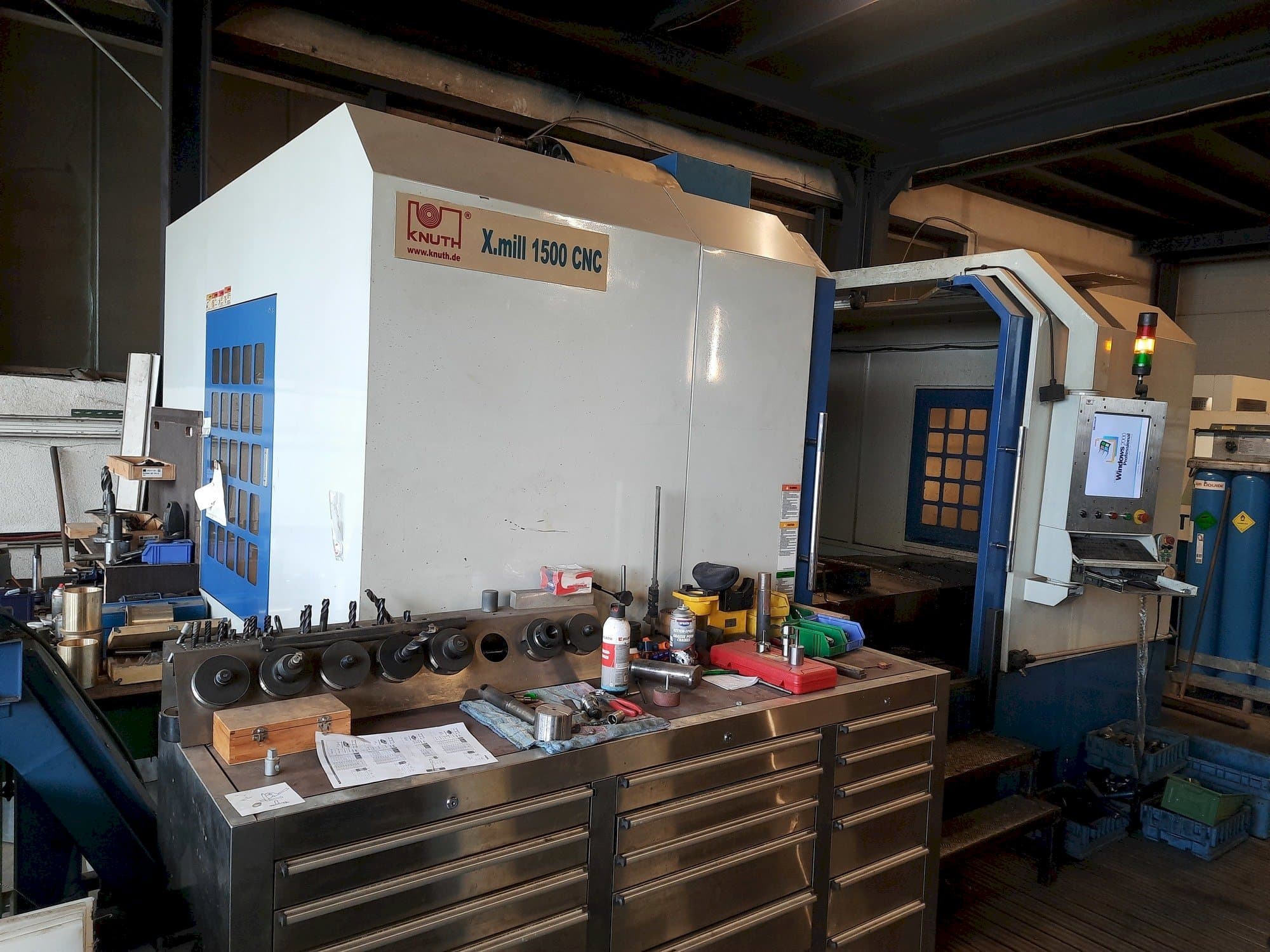 Front view of KNUTH X-Mill 1500 CNC  machine