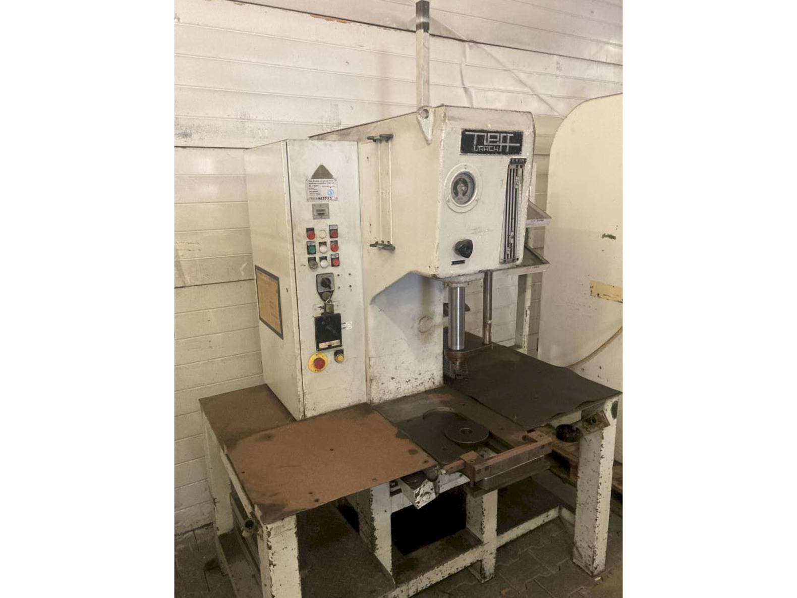 Front view of Walter NEFF T6.3 machine