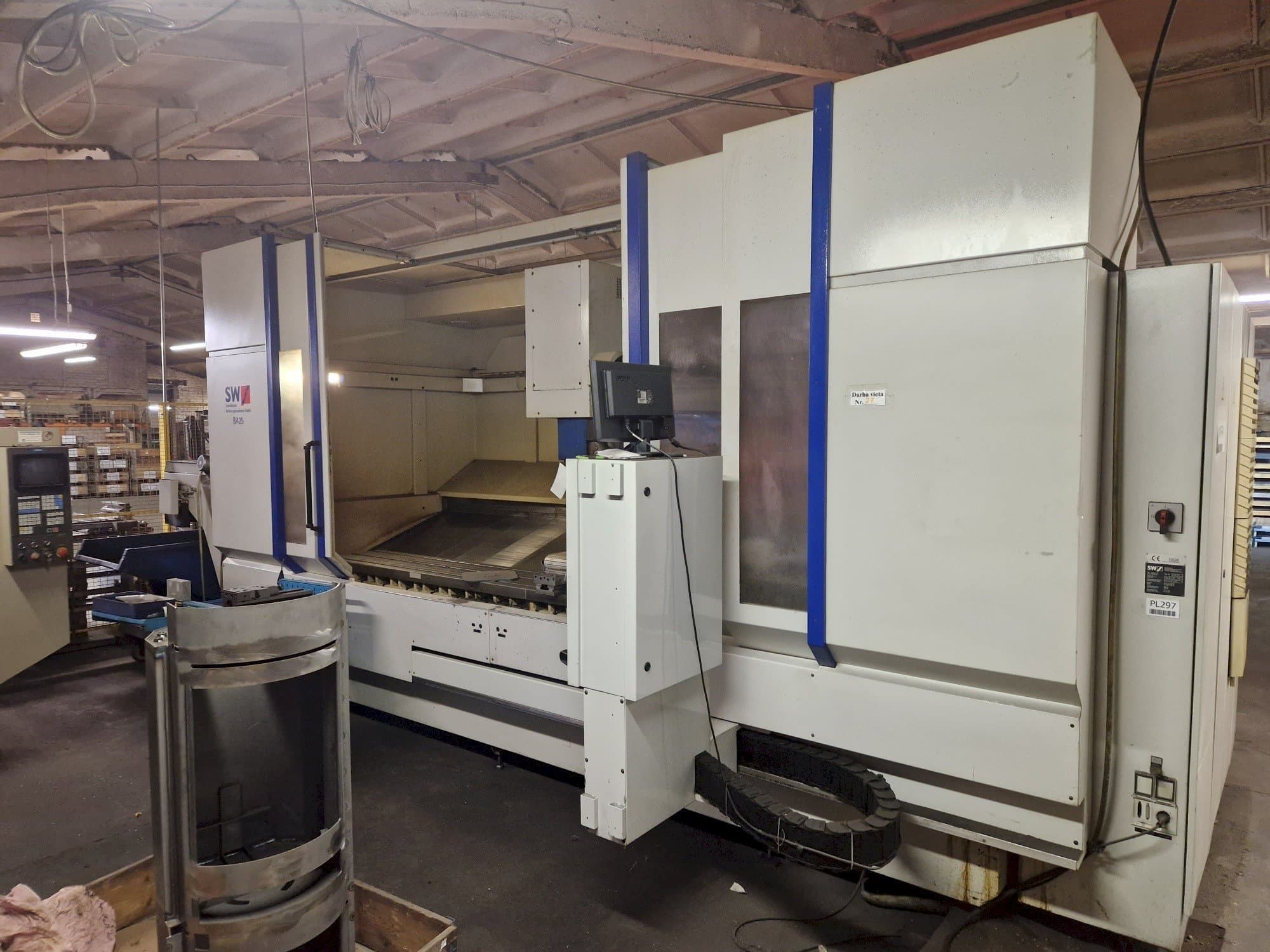 Front view of SW BA 25 machine