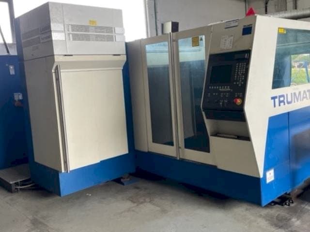 Front view of TRUMPF Trumatic L3050 machine