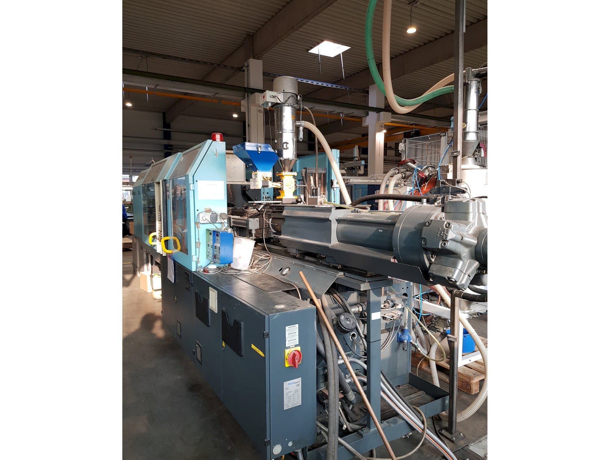 Front view of DEMAG Ergotech viva 2000-840 machine