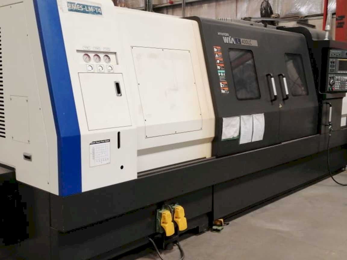 Front view of Hyundai Wia L400LC machine
