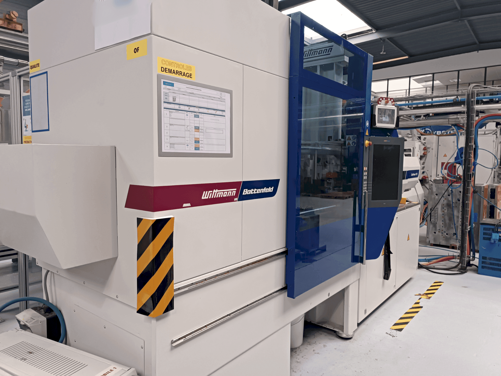 Front view of Battenfeld Ecopower 110-130 machine