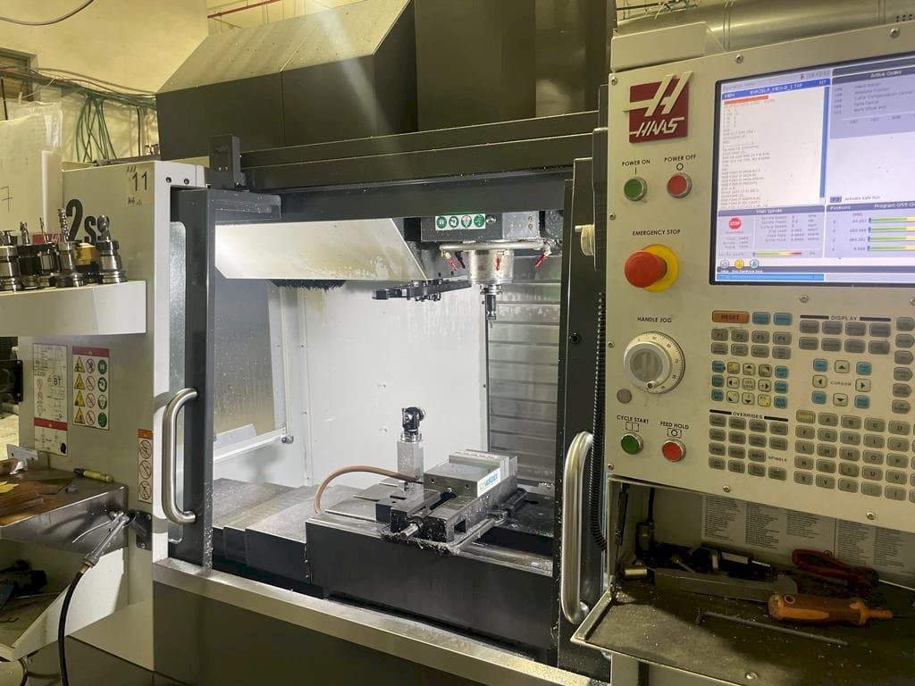 Front view of HAAS VF-2SS machine