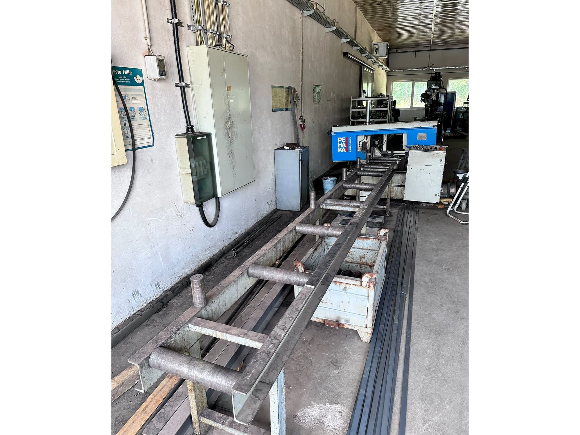 Front view of Pehaka . machine