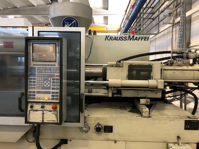 Front view of Krauss Maffei 150-700 C2 machine