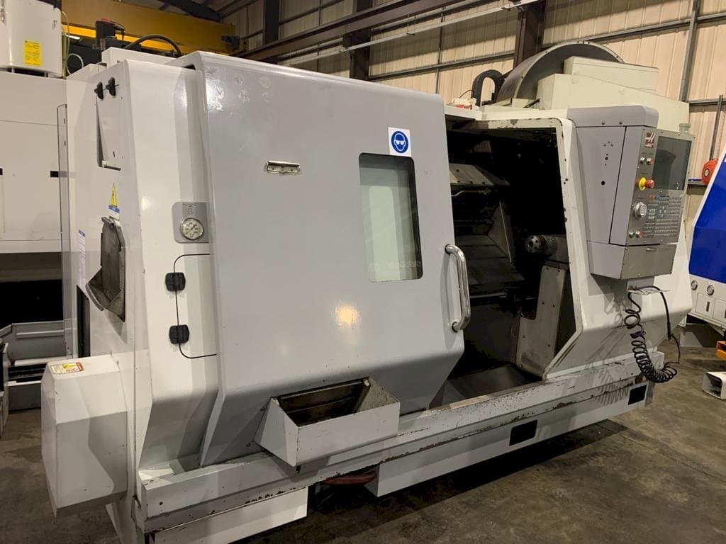 Front view of HAAS SL-30 THE machine